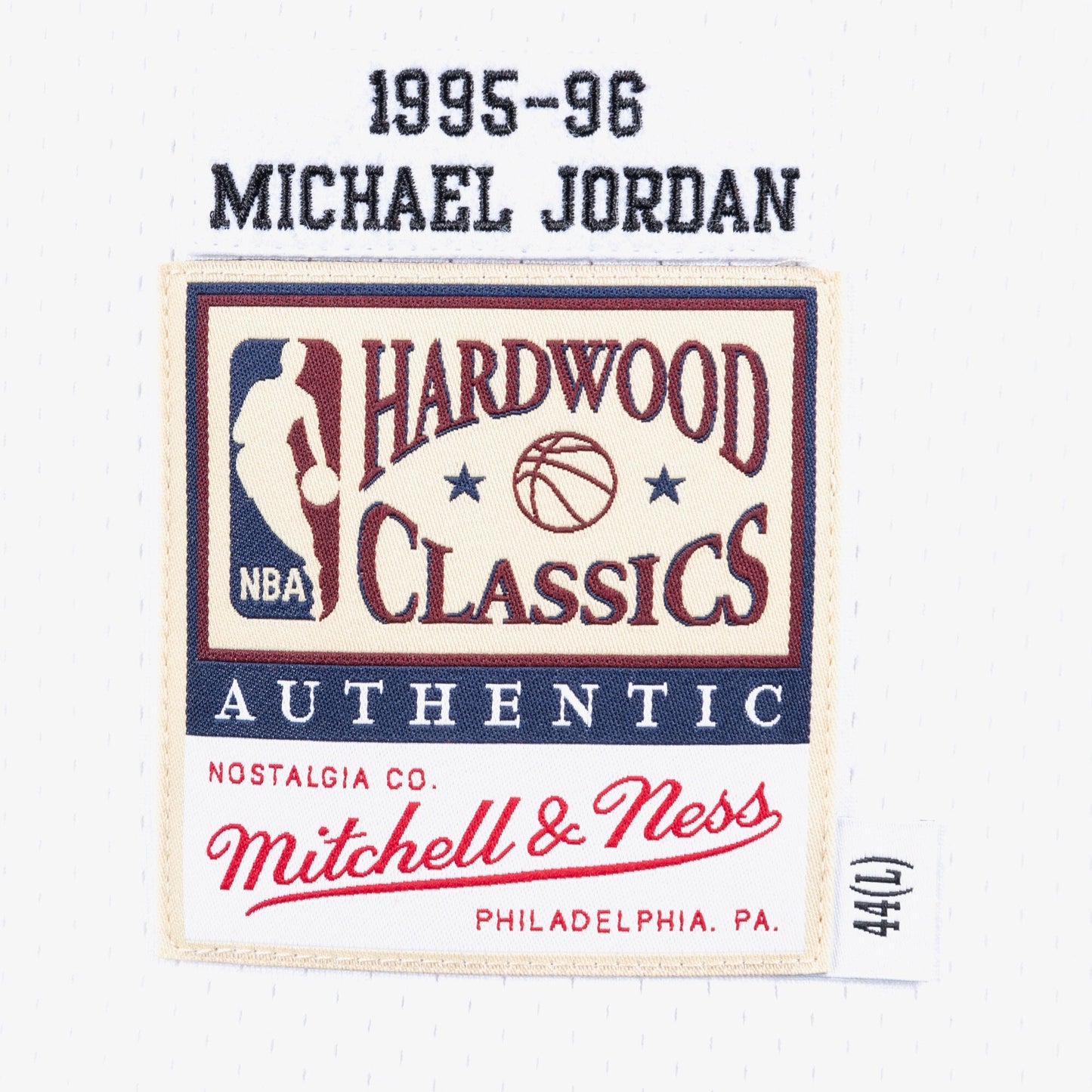 Chicago Bulls Mitchell & Ness Authentic Jersey Home Michael Jordan 1995-96