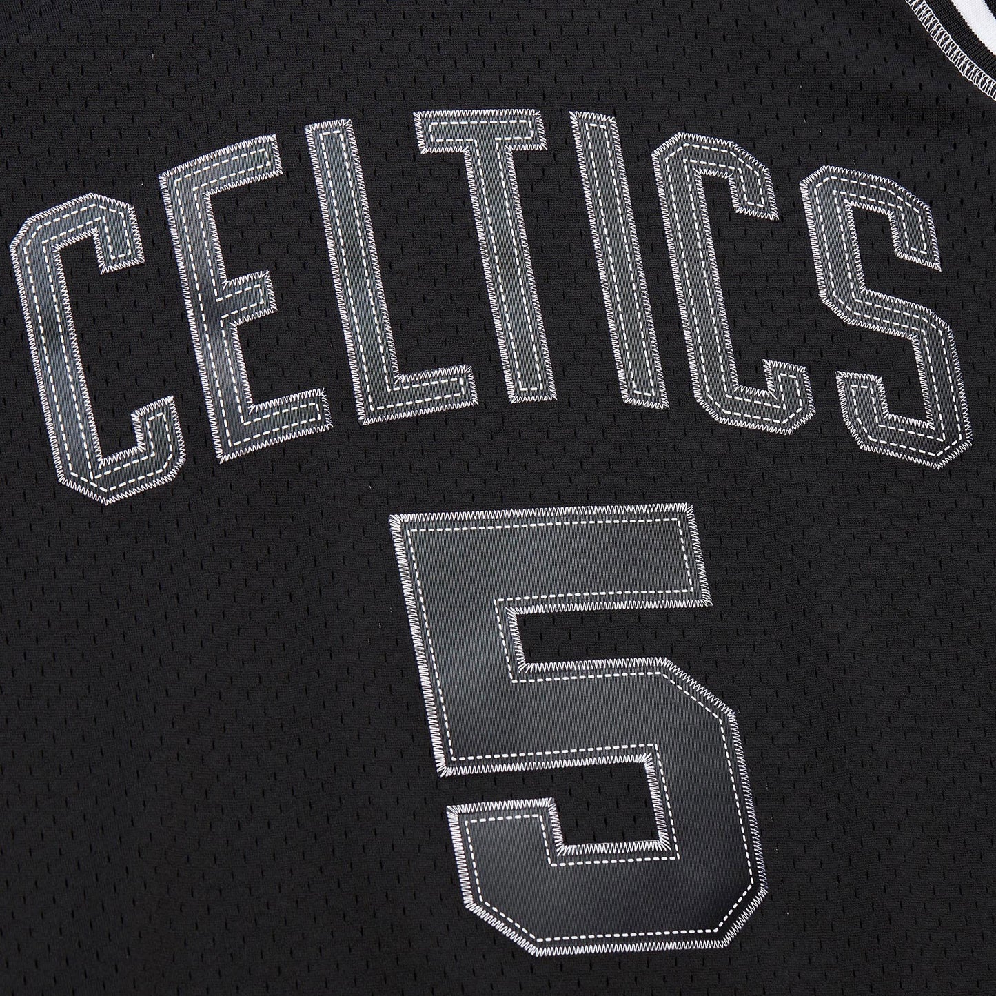 Boston Celtics Mitchell & Ness Kevin Garnett 2007 Contrast 2K Swingman Jersey - Black
